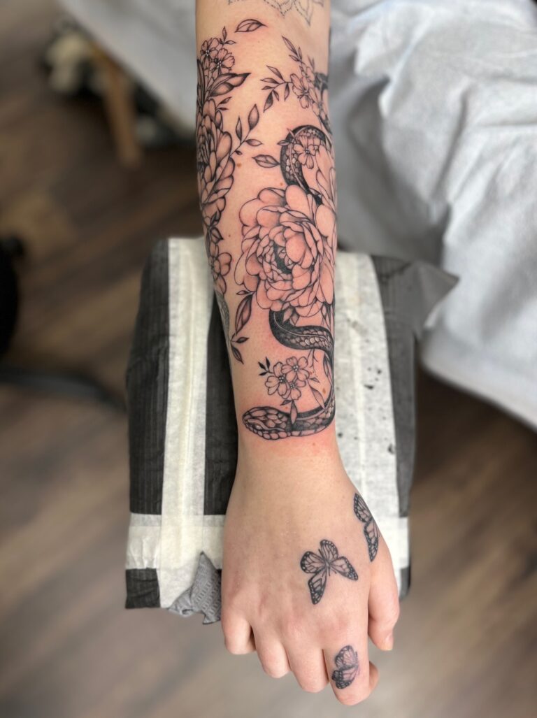 DudeSnakeArm